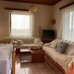 Sparrow's House Διαμέρισμα Προάστιο